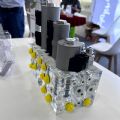 Pièces de précision ultra-personnalisées en acrylique PMMA avec système hydraulique - DP02