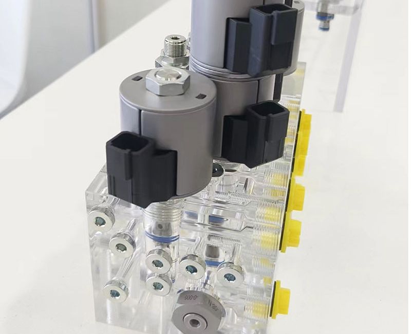Pièces de précision ultra-personnalisées en acrylique PMMA avec système hydraulique - DP02